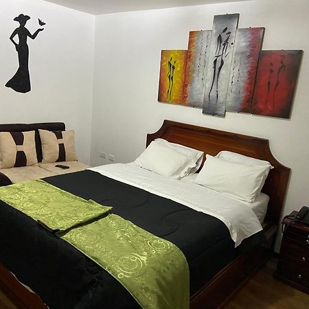 Loreto hotel Latacunga Buitenkant foto